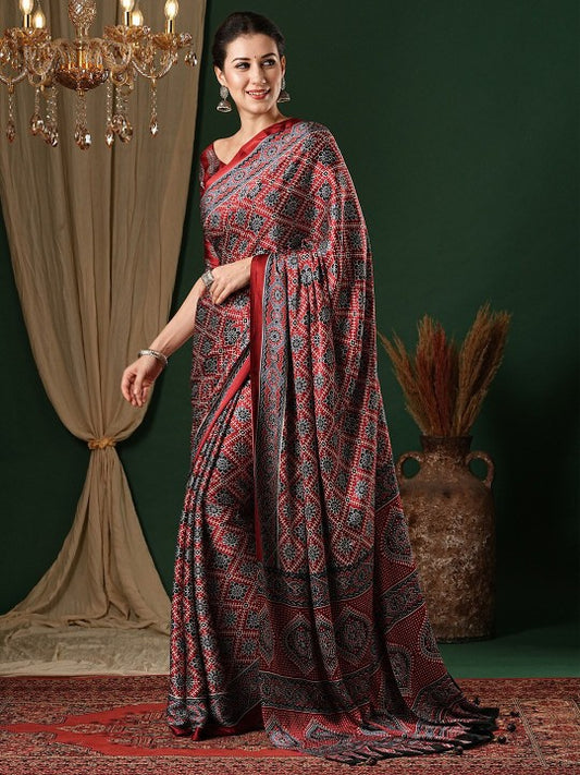 Ethnic Motifs Pure Crepe Saree With Blouse Piece