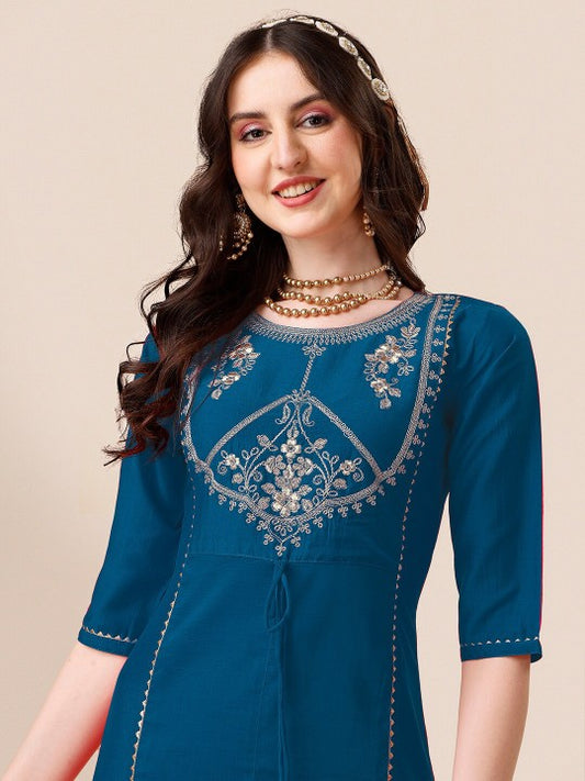 Ethnic Motifs Yoke Design Thread Work Detail A-Line Kurta & Trouser With Dupatta