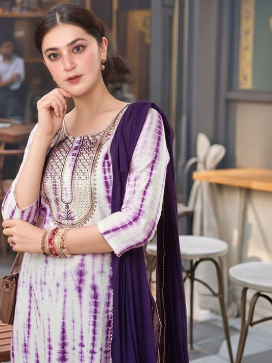 Ombre Printed Regular Thread Work Straight Kurta With Trousers And Dupatta